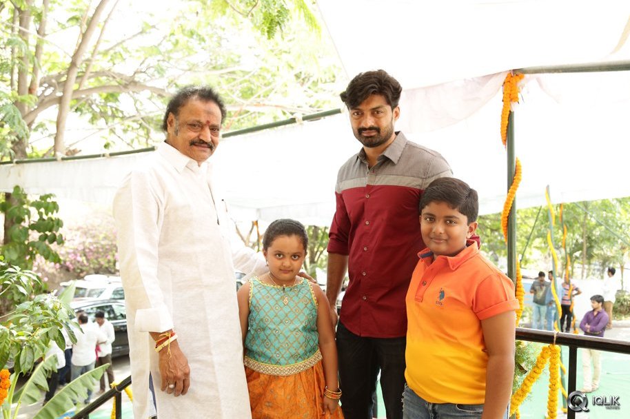 Kalyan-Ram-and-Puri-Jagannadh-Movie-Opening